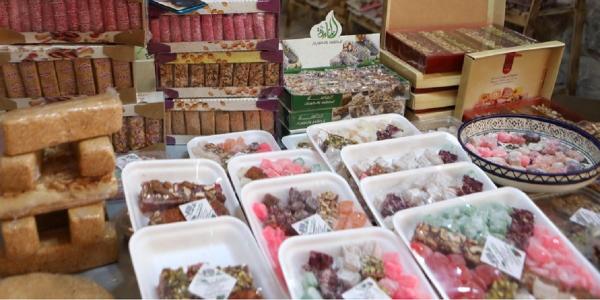 Semnal de alarmă al specialiştilor! 65% dintre copii mănâncă dulciuri în exces şi o parte dintre ei nu se hidratează corespunzător preferând sucul în locul apei