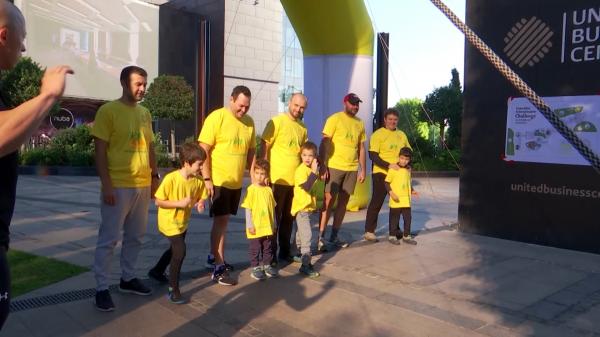 Sport şi distracţie în familie, la Timişoara. Cea de-a treia ediţie "Father and son challenge", o lecţie de cooperare pentru părinţi şi copii