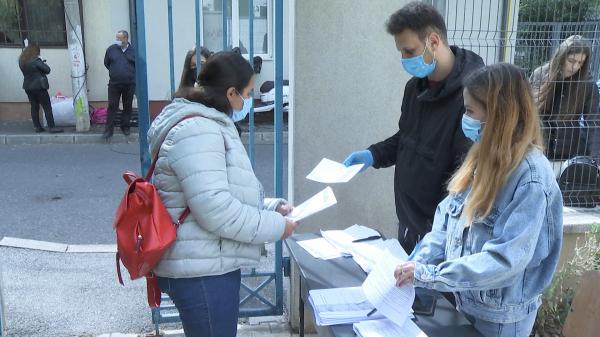 Anul universitar începe cu restricţii pentru studenţi. Pregătirile sunt în toi: în febra cazărilor, cei nevaccinaţi pot opta pentru un test COVID