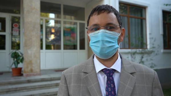 Reacția școlii din Târgoviște la cazul elevului de 12 ani tăiat cu briceagul de un coleg de clasă