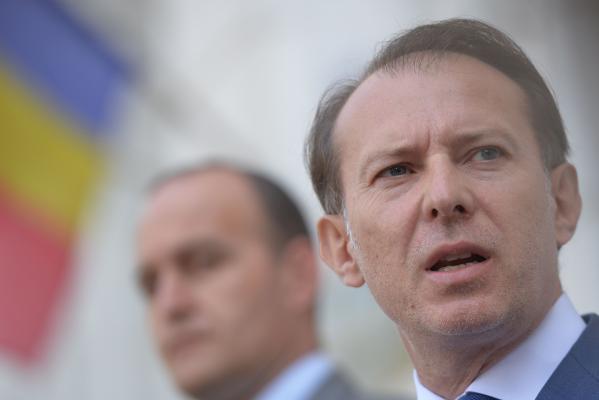 O nouă tragedie, o nouă poliţă plătită între partenerii de guvernare. USR, reacţie la demiterea preşedintelui ANMCS: "Premierul avea nevoie de un țap ispășitor"