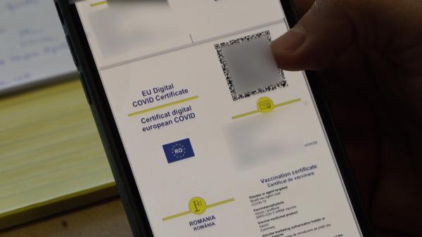 ''O contradicţie totală, o lipsă de coerenţă.'' Haosul şi bâlbâielile autorităţilor îi aduc la disperare pe patroni, angajaţi şi clienţi deopotrivă