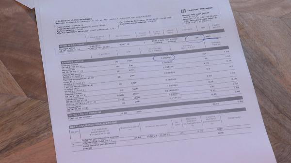 Consumatorii vulnerabili vor primi mai puţini bani de la stat pentru facturi decât cei cu venituri mai mari: "Pentru noi, pătura de jos, o să fie probleme". Explicaţia: schema a fost gândită pe costurile de anul trecut