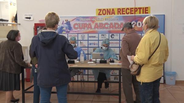 Au fost aleşi primii câştigători la Loteria Vaccinării. Părerile oamenilor sunt împărţite: "E un motiv în plus" / "Nu trebuie să furi decizia populaţiei"