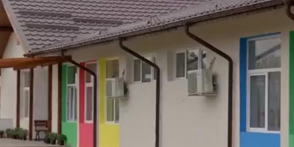 Scandal monstru din cauza unei grădiniţe modernizate cu 2 milioane de lei. Unitatea şcolară din Dolj zace nefolosită