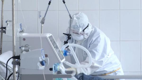 Primele concentratoare de oxigen trimise din străinătate au ajuns în România. Spitalul modular Pipera, cu lacătul pus în toiul crizei de paturi ATI
