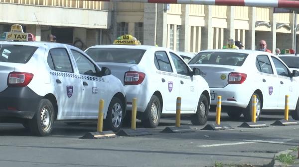 Mafia taximetriştilor din Braşov, pentru care există doar preţ fix. Pentru ce cursă cer 1.000 de lei