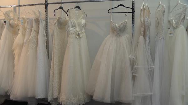 Anul iubirii în România: vânzările de verighete au crescut cu 85%, iar cele de inele de logodnă cu 40% față de anul trecut