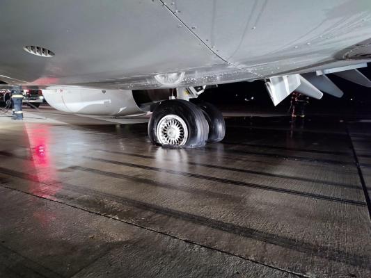 Care ar putea fi cauza incidentului aviatic de la Cluj. Ce spun specialiştii