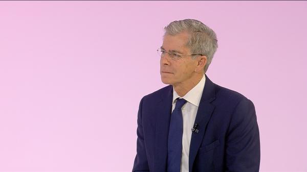 Cum ar trebui să rămână Regele Mihai în amintirea românilor. Producătorul John Florescu, despre noul documentar "Regele Mihai: Drumul către casă"