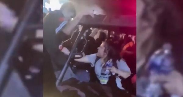 Imagini dramatice de la concertul lui Travis Scott, unde au murit opt tineri într-o busculadă: "Ne poate ajuta cineva aici, foarte repede?"