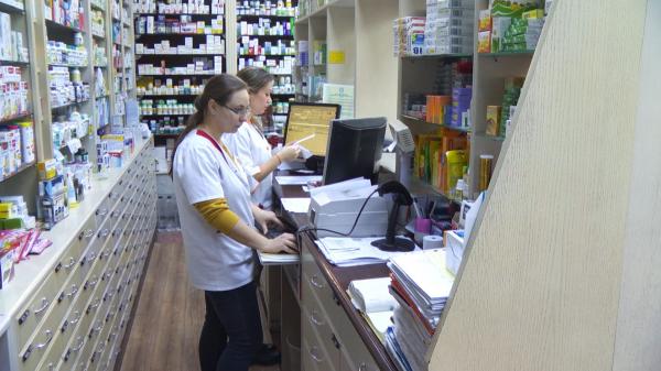 Farmaciile se reinventează: ar putea deveni locul unde să ne facem analizele simple. De ce servicii vor putea beneficia pacienţii