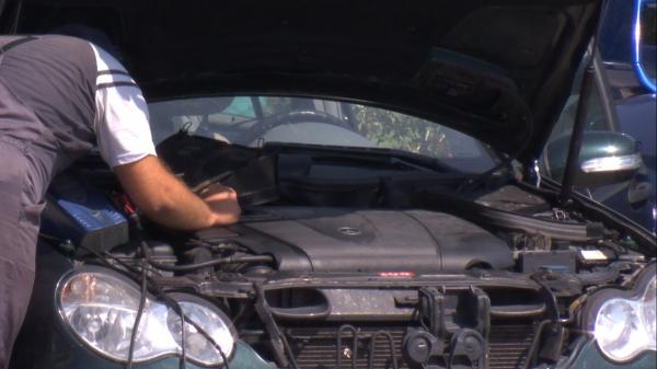 Moartea vine pe roţi. Service-urile auto ilegale, un fenomen care transformă România în campioana Europei la accidente rutiere