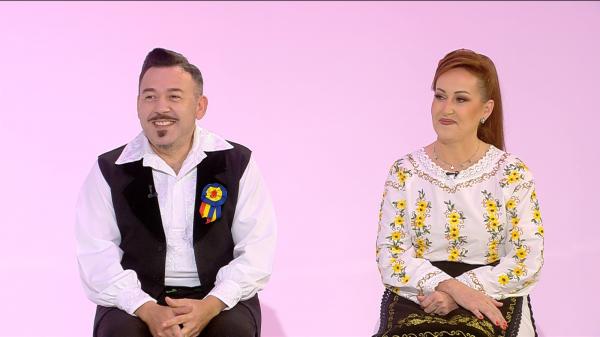 O familie de artişti. Aurora şi Mihai Săndel au lansat o nouă piesă împreună