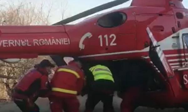 Un maramureşean de 56 de ani a fost călcat de propria căruţă. Caii s-au speriat şi au trecut peste el, cu tot cu roţile atelajului