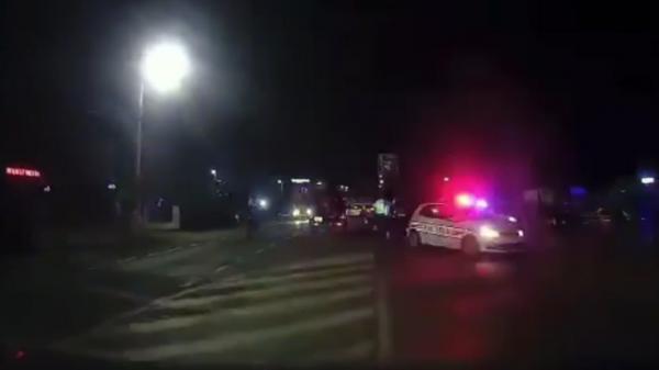 Maşină de poliţie, implicată într-un accident pe DN1, în Cluj. Un poliţist şi pasagerul din autospecială au ajuns la spital