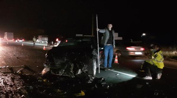Băut bine, un șofer a făcut prăpăd pe o șosea din Buzău. Un copil de 5 ani a ajuns la spital