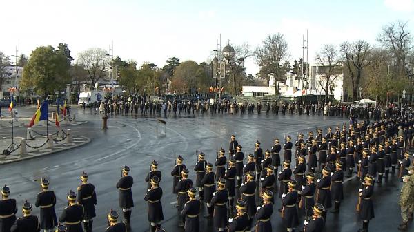 Parada de 1 decembrie. Ceremonii speciale pregătite anul acesta la Bucureşti şi Alba Iulia: regulile ce trebuie respectate de cei care vor să participe