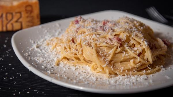 Cum să prepari paste carbonara după reţeta originală