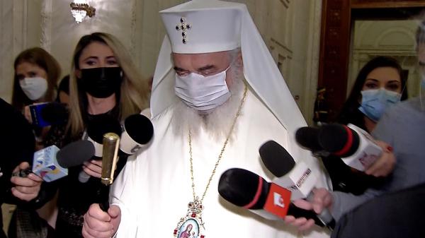 Patriarhul Daniel s-a vaccinat anti-COVID-19: Faceți ascultare de medici