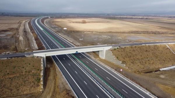 Este gata prima autostradă construită în întregime după 1989.  Autostrada A10 Sebeș - Turda, deschisă complet circulaţiei, dar cu restricții