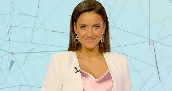 Horoscop 5 decembrie 2021. Gemenii se îndrăgostesc, Taurii au nevoie de al doilea job