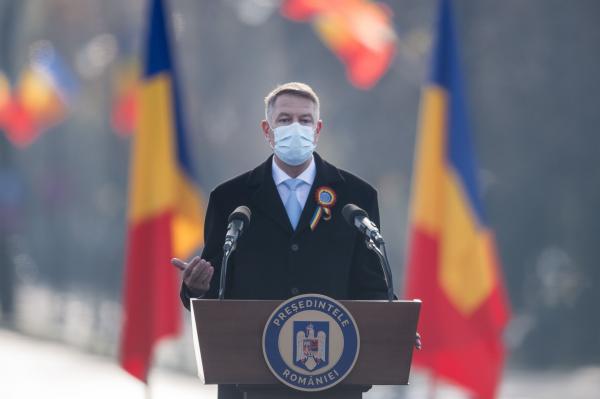 Consultări între Joe Biden, Klaus Iohannis și liderii B9. Președintele României a cerut creșterea prezenţei militare a NATO în țară