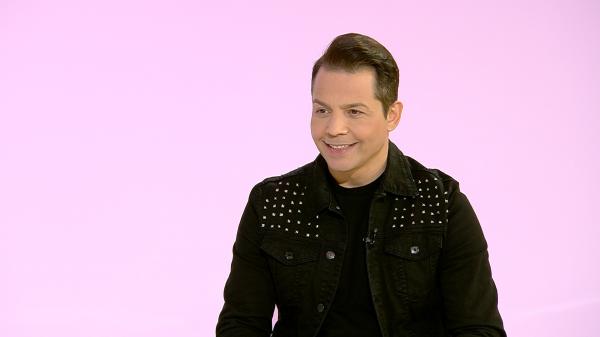 Jean de la Craiova se pregăteşte de "Seara magică de Crăciun". Artistul a lansat o piesă nouă cu câteva zile înainte de spectacol