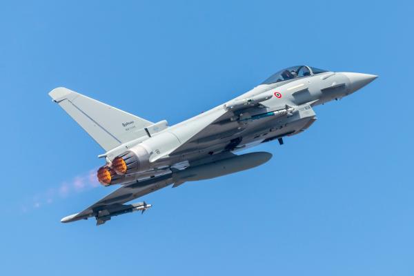 Întăriri NATO în România. Cât de puternice sunt avioanele EuroFighter detașate la baza Mihail Kogălniceanu, pentru misiuni de poliție aeriană