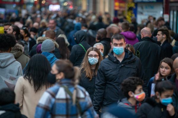 Varianta Omicron aduce noi restricții în Europa. Medic ATI: "Mesajul este clar! Pare a fi liniştea de dinaintea furtunii"