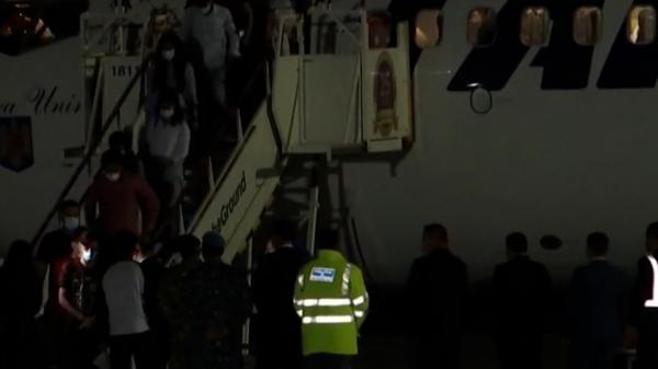 Refugiaţi din Afganistan, cazaţi alături de studenţii de la Politehnică. Mulţi vor să plece din România: "Sunt inginer electric. Salariul de aici nu e destul"
