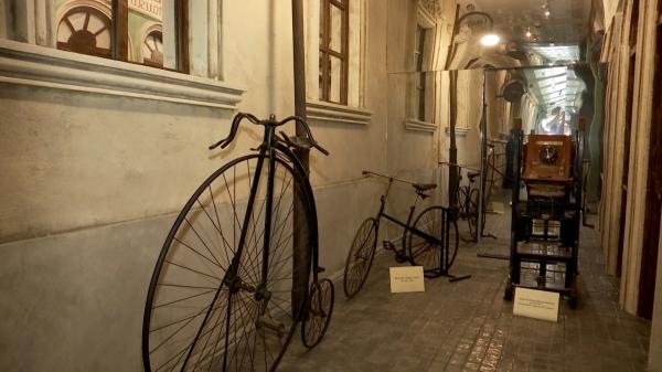 Restaurarea pieselor de muzeu, între pasiune, artă şi ştiinţă: "Satisfacţia de a le salva nu poate să fie cuantificată. E o bucurie"