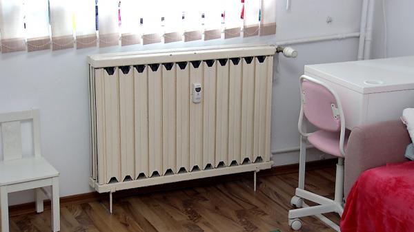 Bucureştenii ar putea să nu mai dârdâie de frig în case abia peste 15 ani. Lucrările în ritm alert, singura soluţie