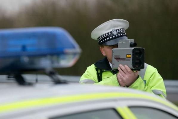 Cod Rutier 2022. Şoferii agresivi în trafic vor primi amenzi usturătoare, permisul va putea fi reţinut mai multe luni