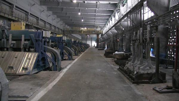 ”Gata, s-a închis! La revedere, hala 9!”. Drama celor două mii de angajaţi ALRO Slatina care intră în șomaj tehnic