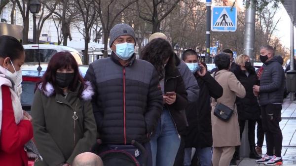 Omicron e de neoprit. SUA numără bolnavii cu milioanele, Franța și Spania ajung în pragul resemnării. Avertismentul OMS