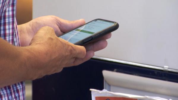 Doar 2.2 milioane de români au făcut doza booster și vor putea păstra certificatul verde, pentru a călători în UE