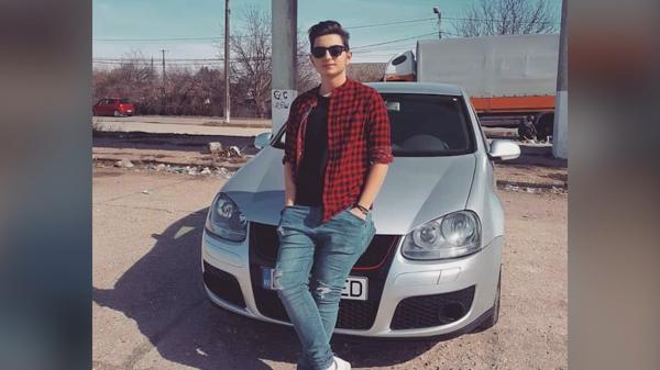 Sora șoferului de 19 ani, mort în accidentul din Dâmbovița, nu crede că tânărul a vrut să se sinucidă: ”Mergea acasă, n-avea nimic, era vesel”