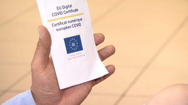 Cine nu mai poate călători în UE pe baza certificatului verde, începând de astăzi