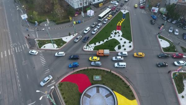 RCA mai scump cu până la 80% pentru șoferii care provoacă accidente. Cum funcționează sistemul "Bonus-malus" în România