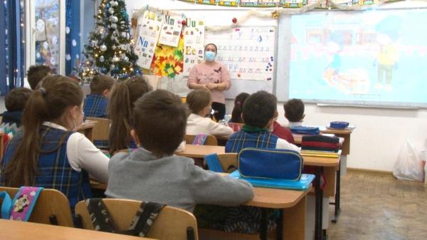 Petiţie pentru reintroducerea vacanţei intersemestriale. Elevii, părinţii şi profesorii, nemulţumiţi că nu pot merge la schi