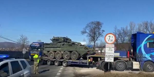 Primul convoi american ajunge la Bucureşti la noapte. Pe unde va trece şi ce tehnică militară aduce