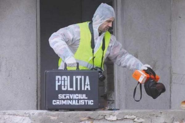 Crimă înfiorătoare în Caraș-Severin. O femeie de 32 de ani a fost înjunghiată și abandonată pe un câmp. Suspectul s-a predat cu arma crimei în mână