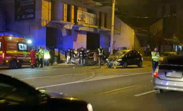 S-a grăbit să traverseze strada și a fost lovit de o mașină. Un bărbat din Cluj-Napoca a murit în brațele șoferului care l-a accidentat