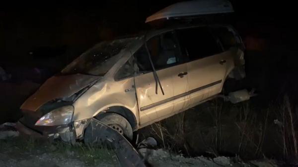 Doi muncitori din Sri Lanka, uciși pe o șosea din Arad. O mașină intrată pe contrasens i-a lovit în plin, pe marginea drumului