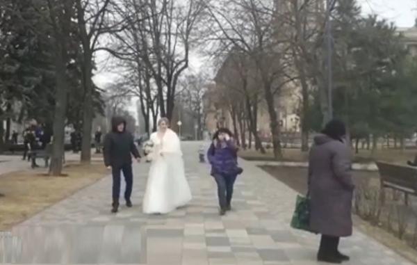 Reportaj exclusiv din Ucraina. Cum arată viețile oamenilor din zonele care ar putea fi invadate în orice clipă de Rusia