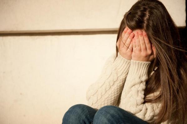 A devenit eroina mamei sale sunând la 112. O fetiţă de 12 ani din Constanţa şi-a salvat mama, care fusese înjunghiată de fostul iubit