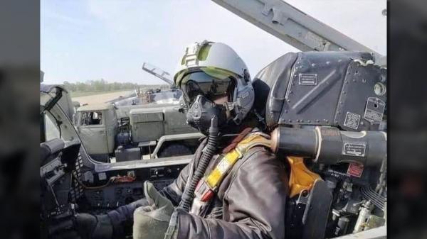 Mai uniți ca niciodată: Cum a ajuns "Fantoma din Kiev" să fie eroul rezistenței din Ucraina