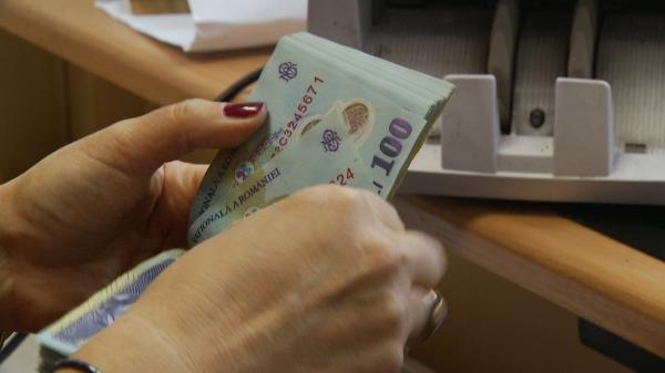 Indicele ROBOR la 3 luni, record în ultimii 9 ani.  Ce măsuri ar putea implementa Guvernul pentru a sprijini cetăţenii