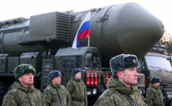 Cât de real este riscul unui război nuclear, după ameninţarea Rusiei? Bogdan Aurescu: Nu se pune problema folosirii acestor arme în secolul 21